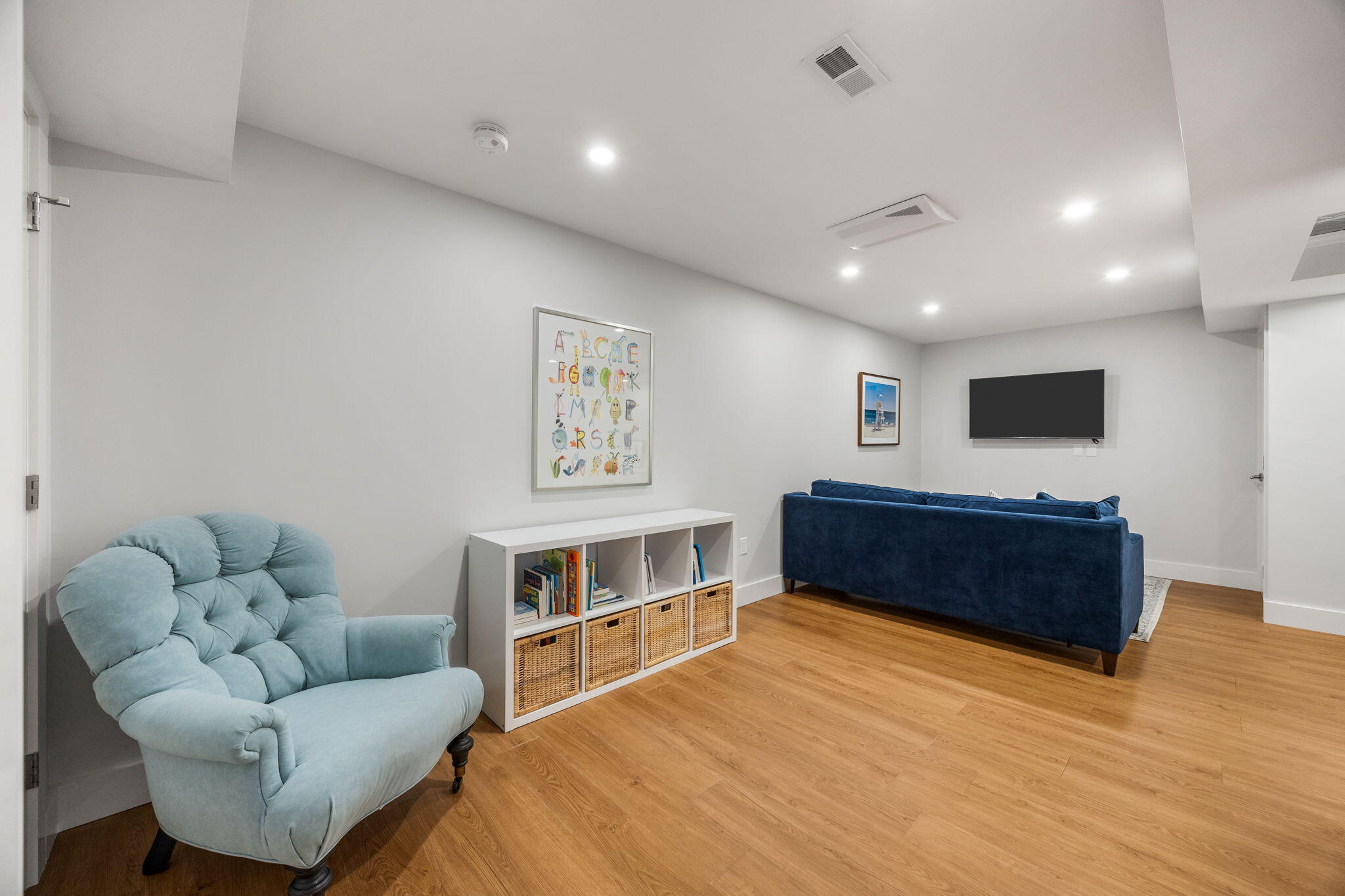 16 Second Avenue Osterville MA 02655