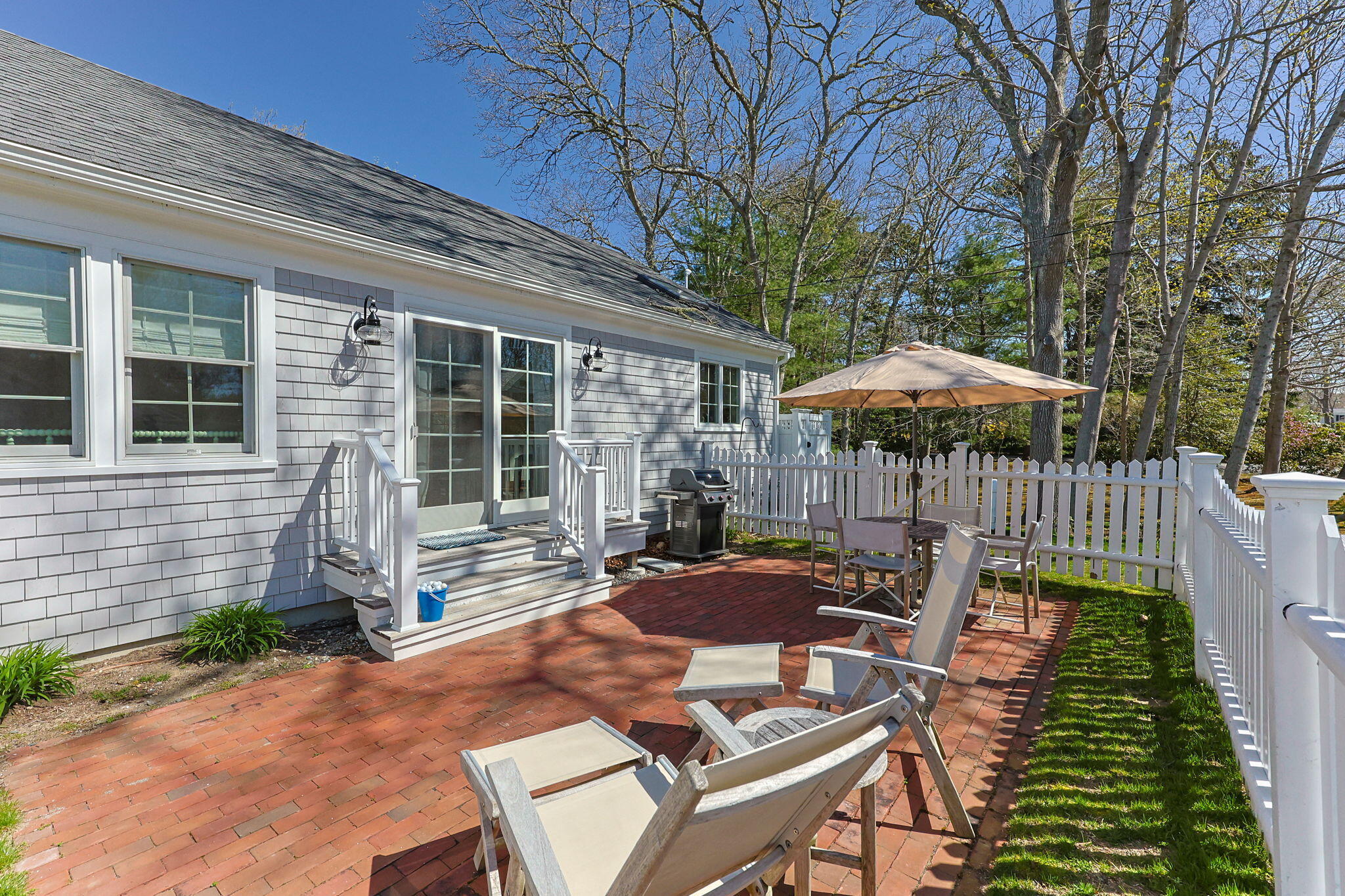 16 Second Avenue Osterville MA 02655