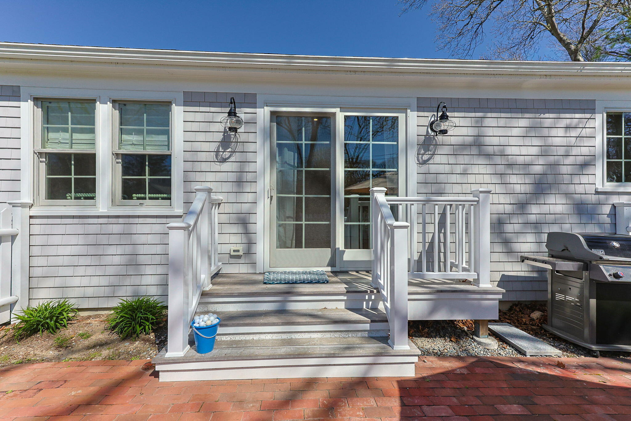 16 Second Avenue Osterville MA 02655