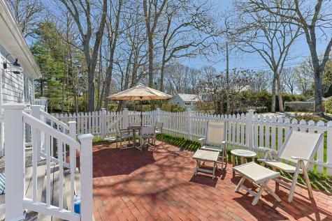 16 Second Avenue Osterville MA 02655