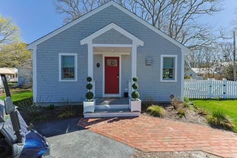 16 Second Avenue Osterville MA 02655