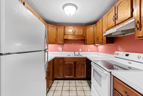 9 Pleasant Park Avenue Barnstable MA 02601