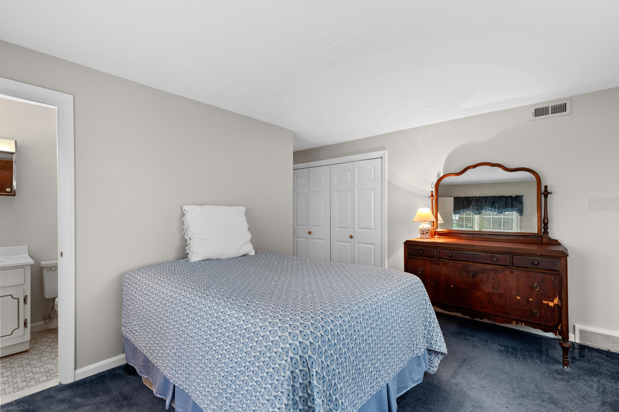 9 Pleasant Park Avenue Hyannis MA 02601