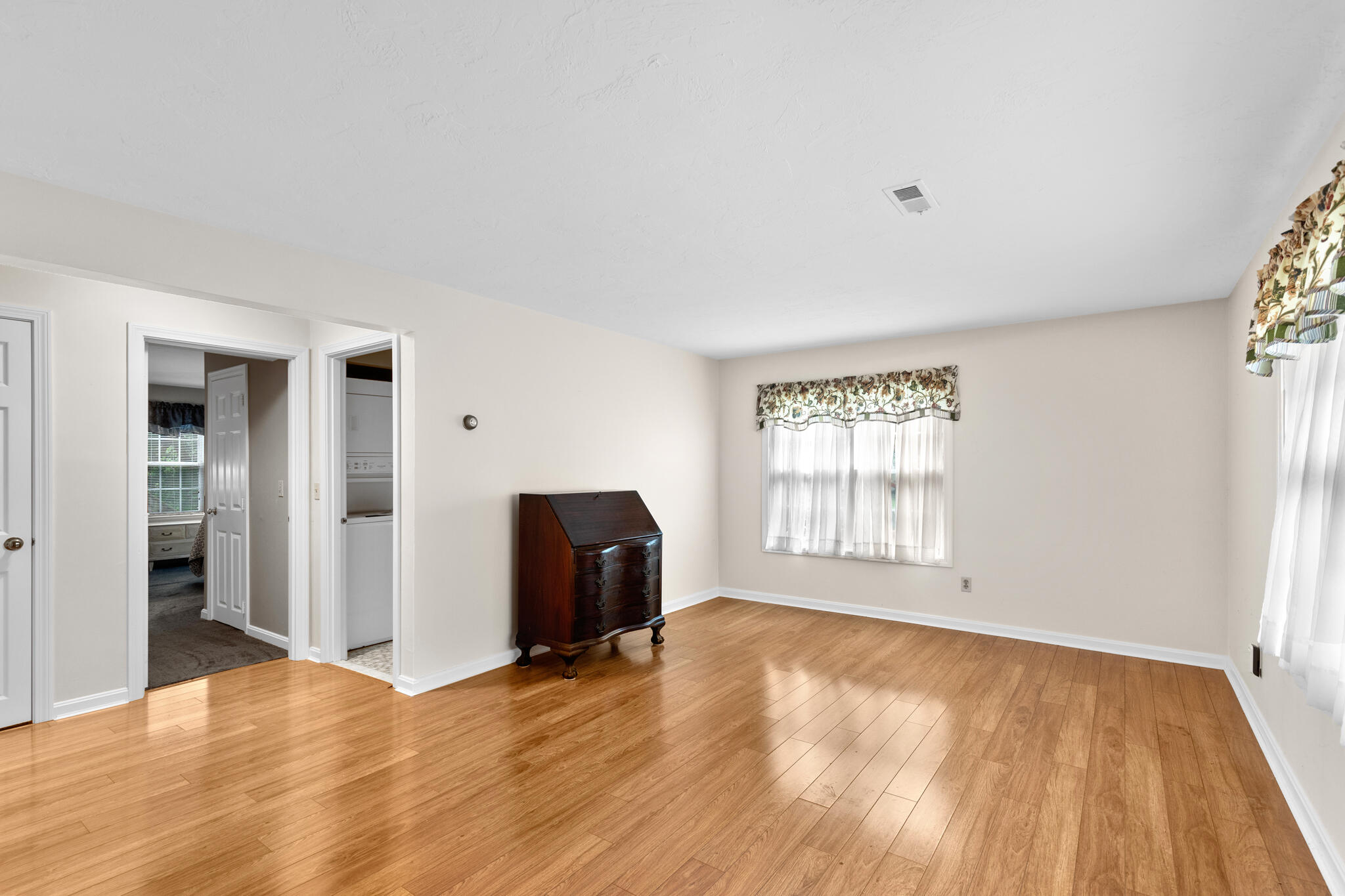 9 Pleasant Park Avenue Hyannis MA 02601