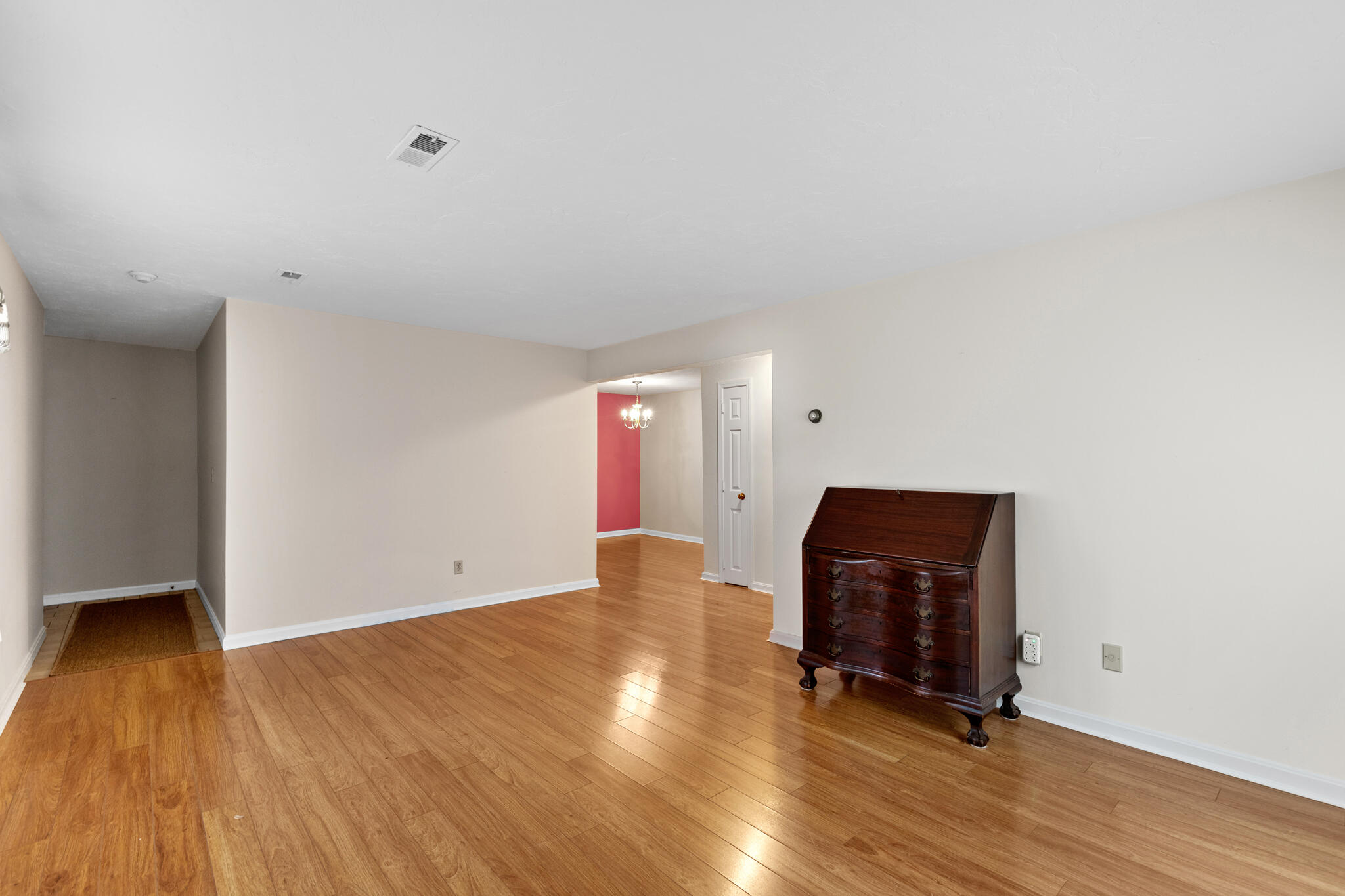 9 Pleasant Park Avenue Hyannis MA 02601