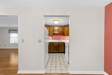 9 Pleasant Park Avenue Barnstable MA 02601