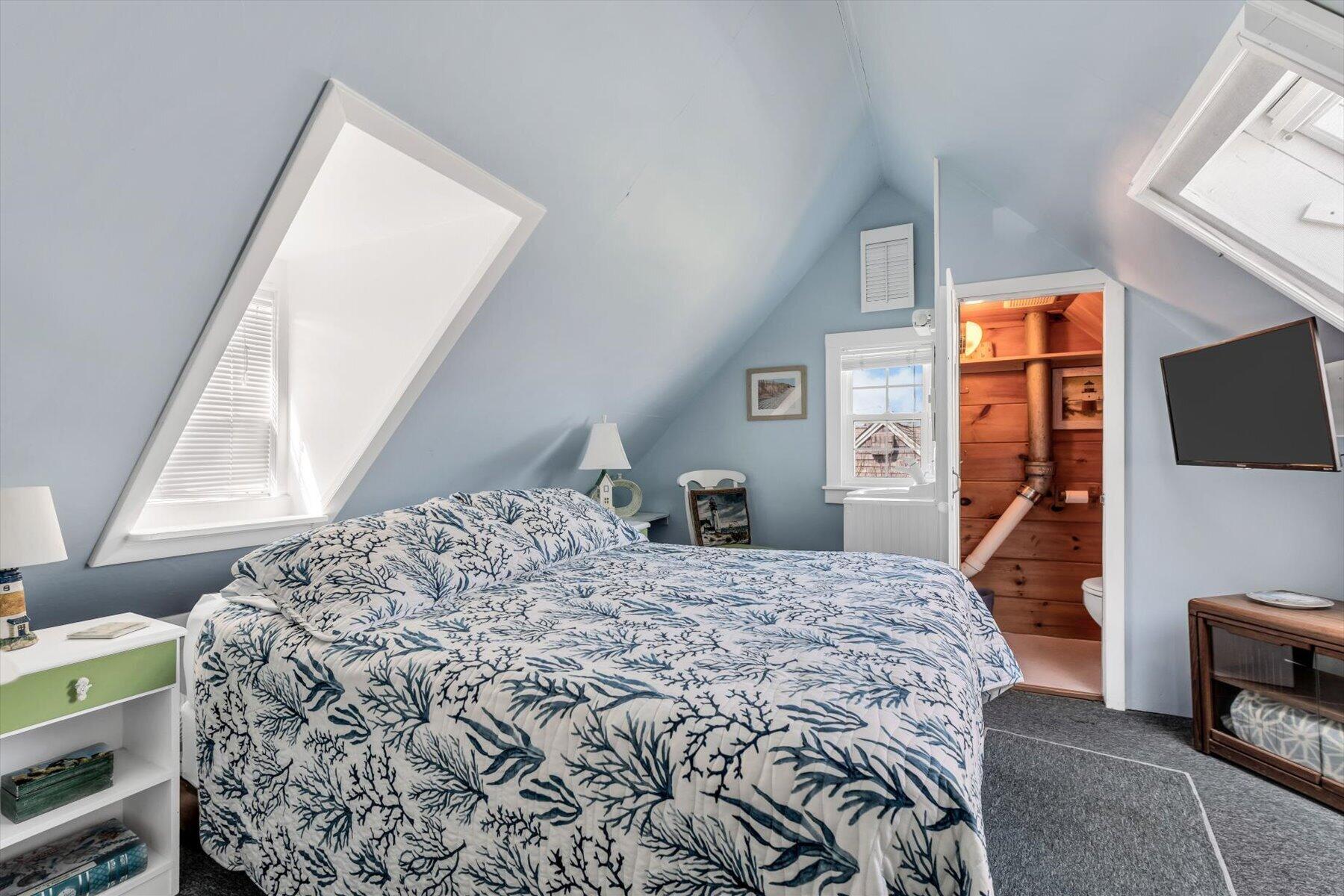 12 Vanduzer Road Cummaquid MA 02630
