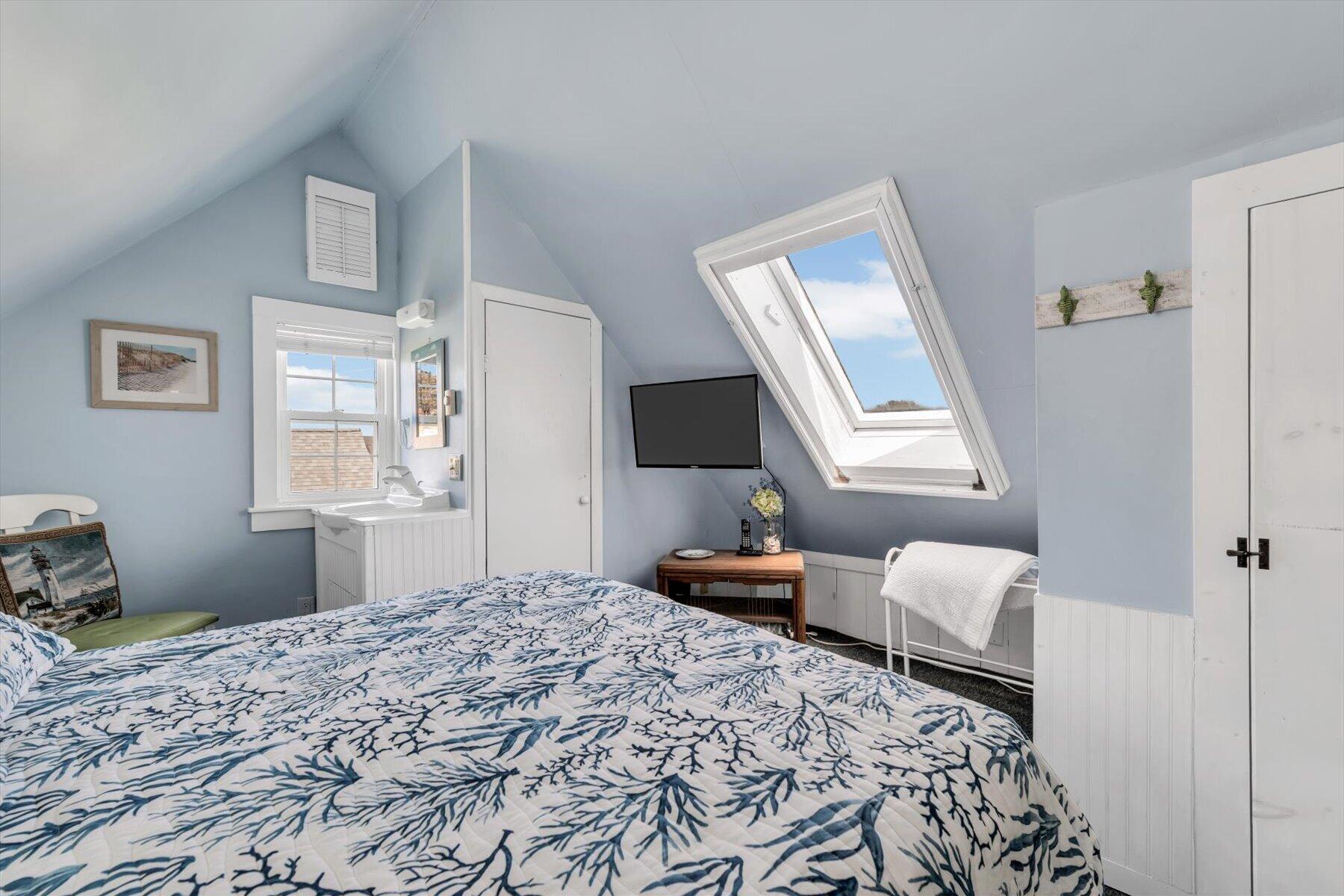 12 Vanduzer Road Cummaquid MA 02630