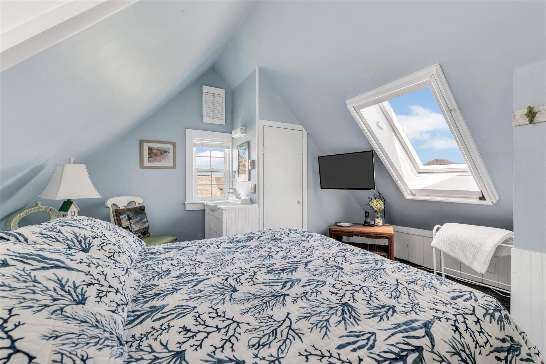 12 Vanduzer Road Cummaquid MA 02630