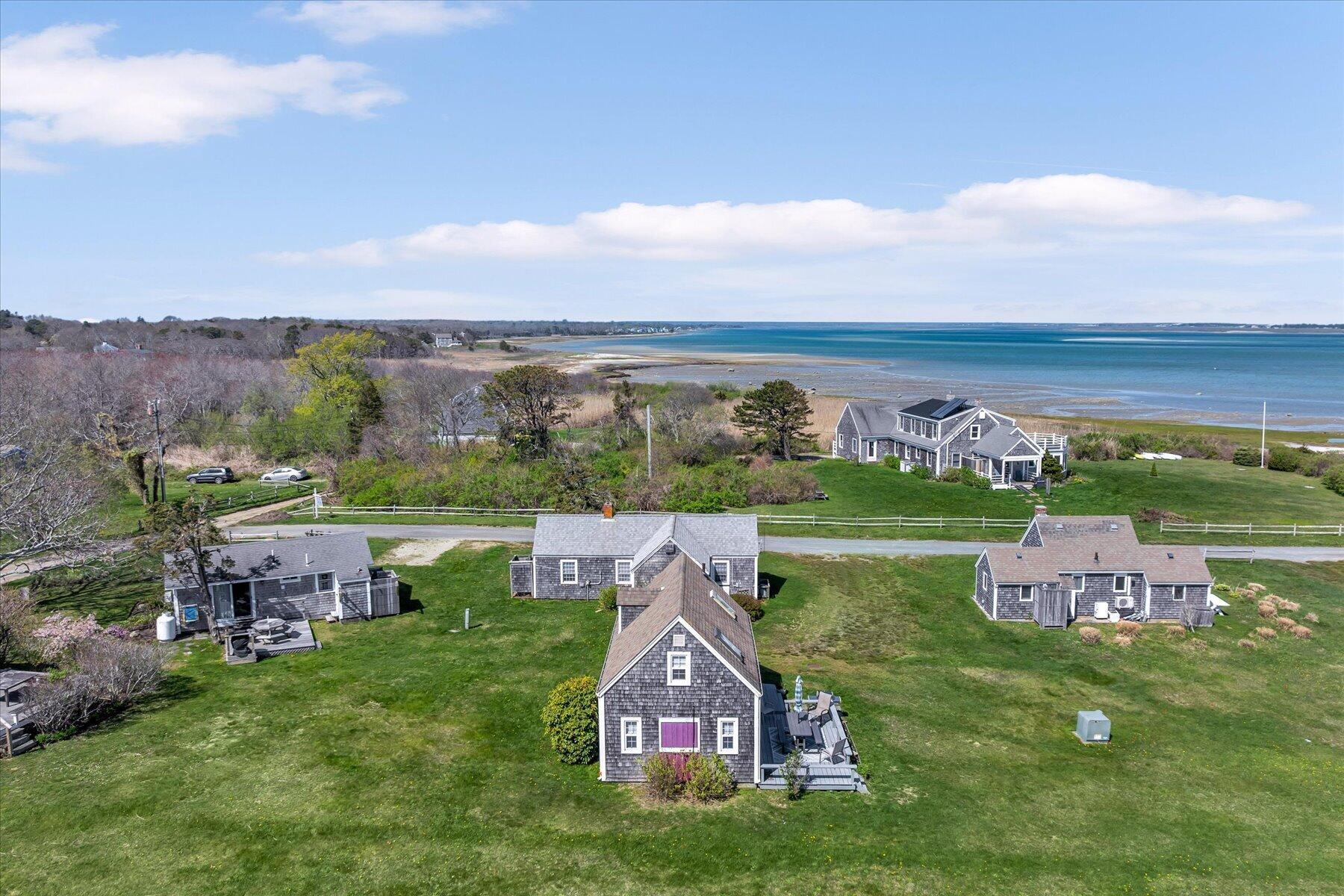 12 Vanduzer Road Cummaquid MA 02630