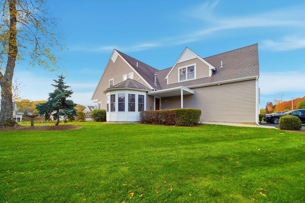 69 Bay Pointe Extension Wareham MA 02532