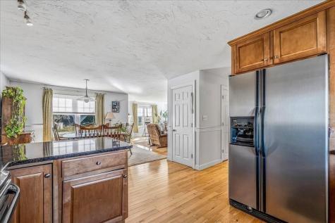 4 Old Field Road Plymouth MA 02360