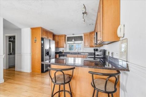 4 Old Field Road Plymouth MA 02360