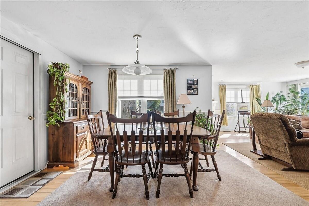 4 Old Field Road Plymouth MA 02360