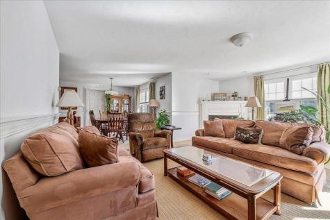 4 Old Field Road Plymouth MA 02360