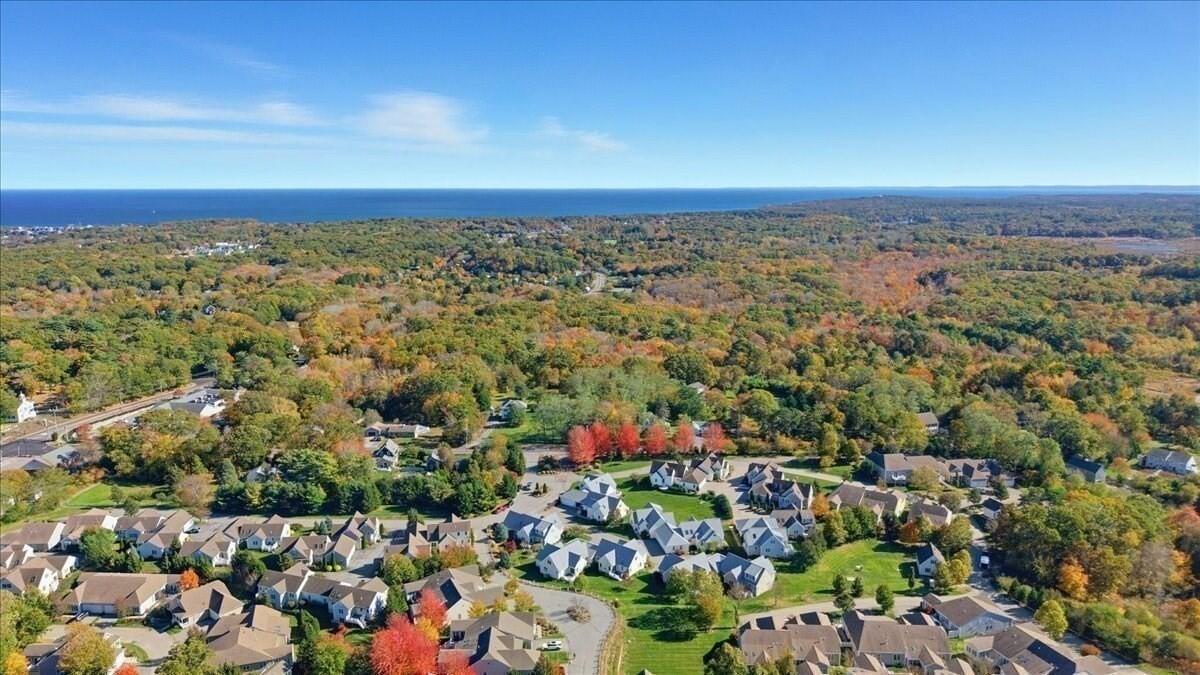 4 Old Field Road Plymouth MA 02360