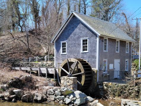 52 Court Way Brewster MA 02631