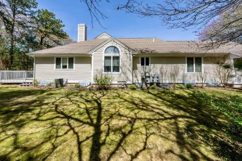 12 Kettle Lane Mashpee MA 02649