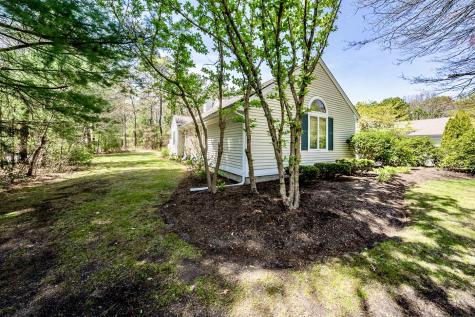12 Kettle Lane Mashpee MA 02649