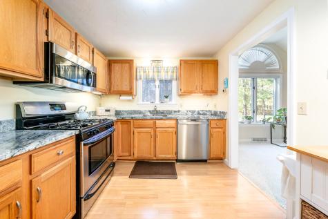 12 Kettle Lane Mashpee MA 02649