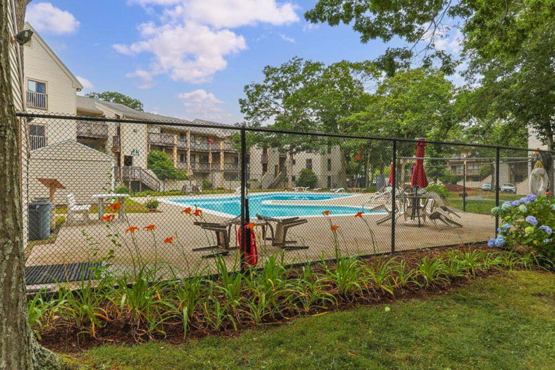 800 Bearse's Way Barnstable MA 02601