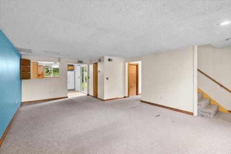 21 Surrey Lane Buzzards Bay MA 02532