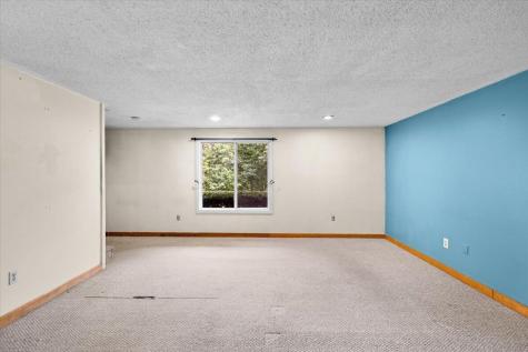 21 Surrey Lane Buzzards Bay MA 02532