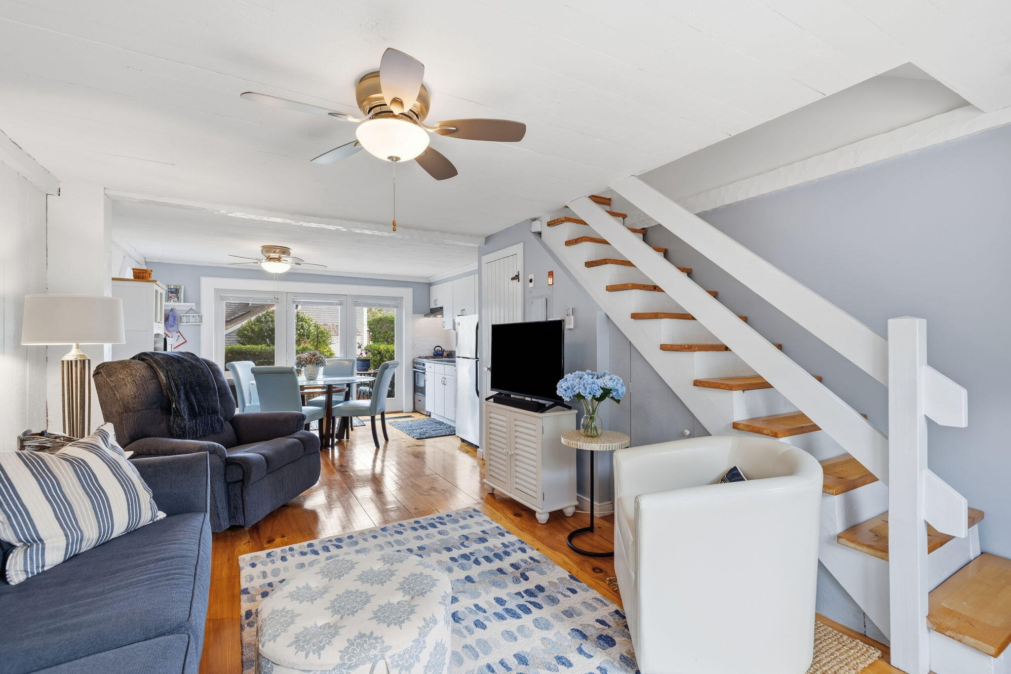 33 Landmark Avenue Mashpee MA 02649