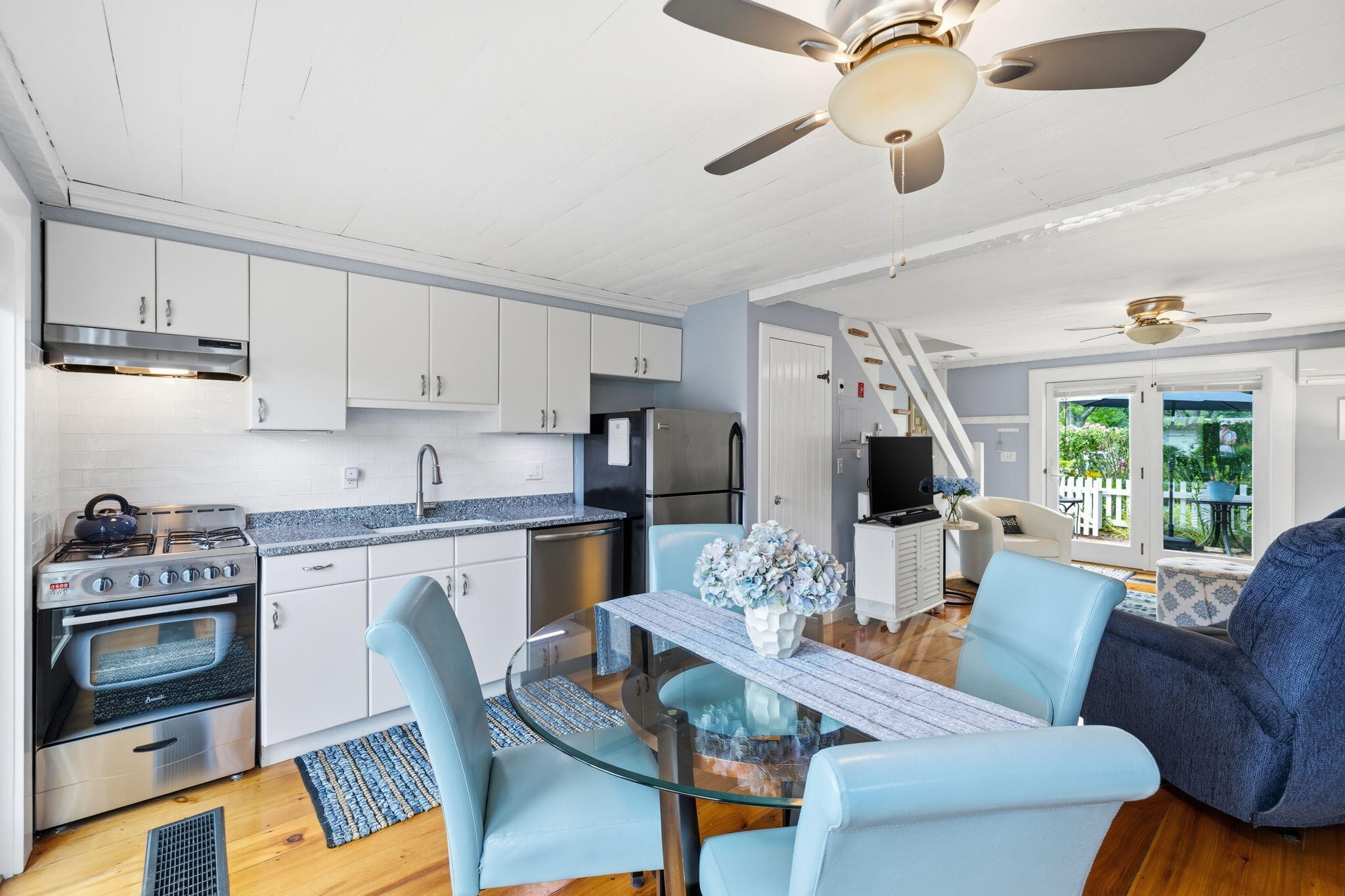 33 Landmark Avenue Mashpee MA 02649