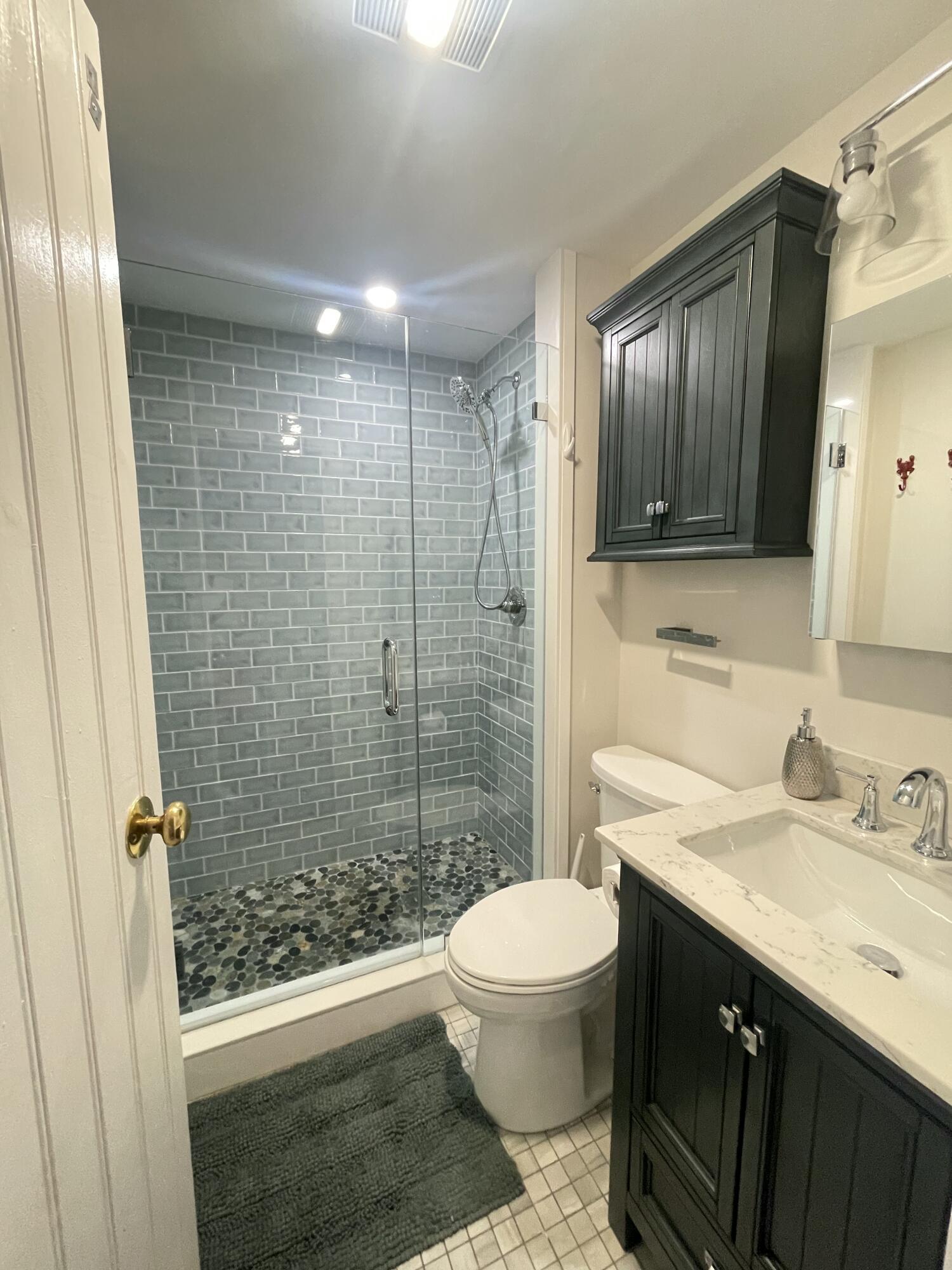 33 Landmark Avenue Mashpee MA 02649