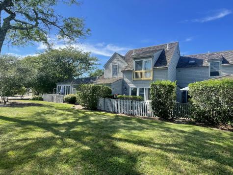 33 Landmark Avenue Mashpee MA 02649