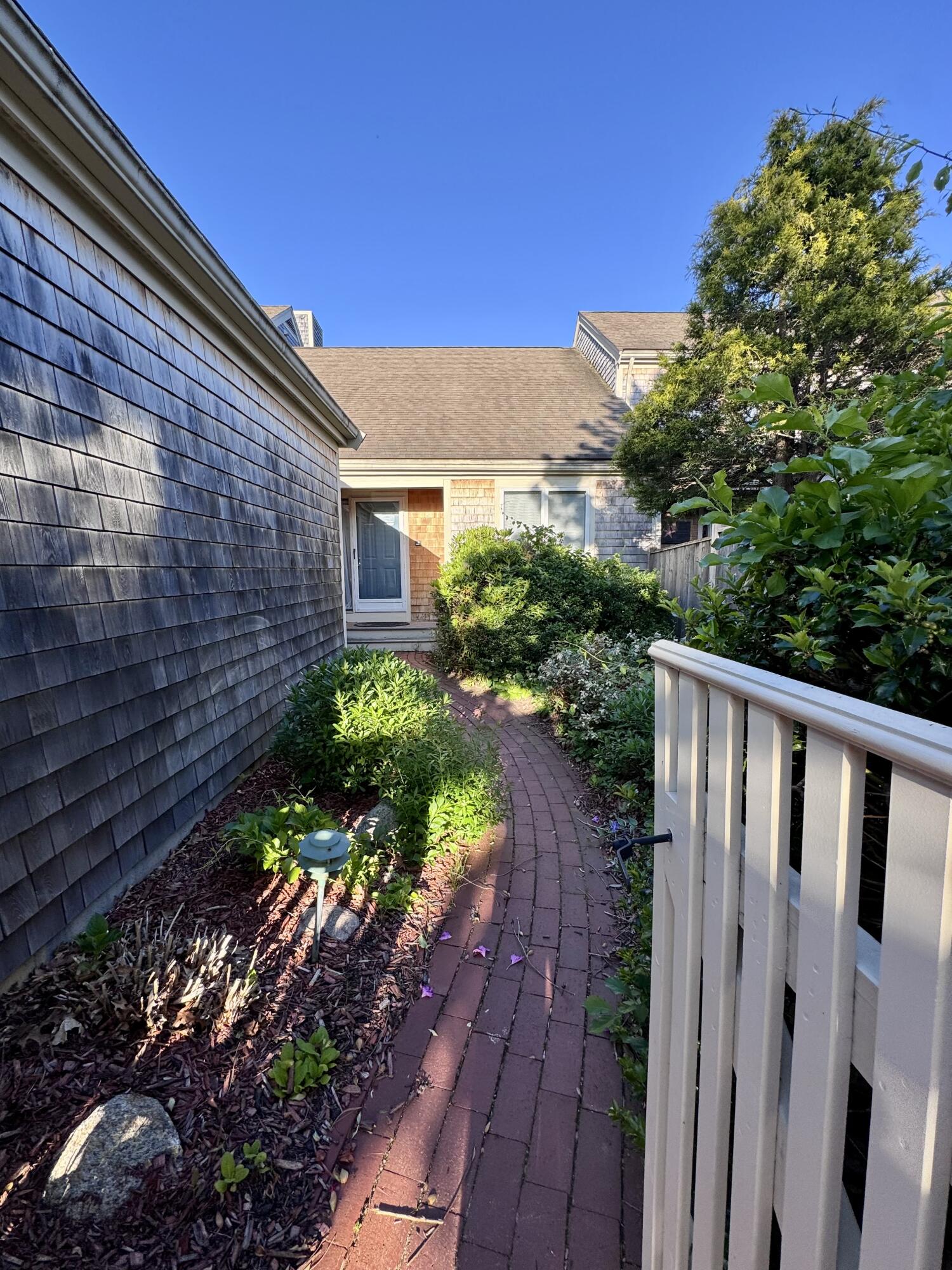 40 Kates Path Yarmouth MA 02675