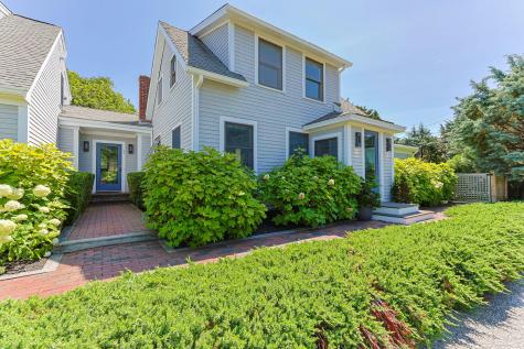 73 Franklin Street Provincetown MA 02657