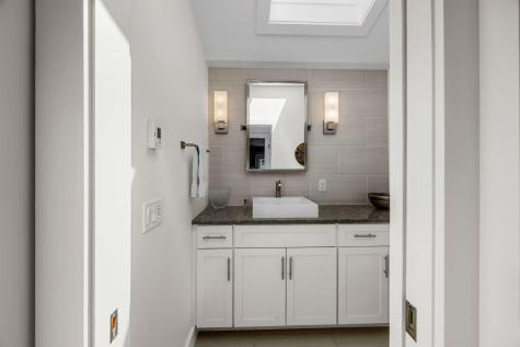 73 Franklin Street Provincetown MA 02657