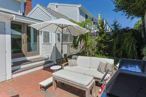 73 Franklin Street Provincetown MA 02657