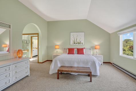 40 Hidden Cove Road Oak Bluffs MA 02557