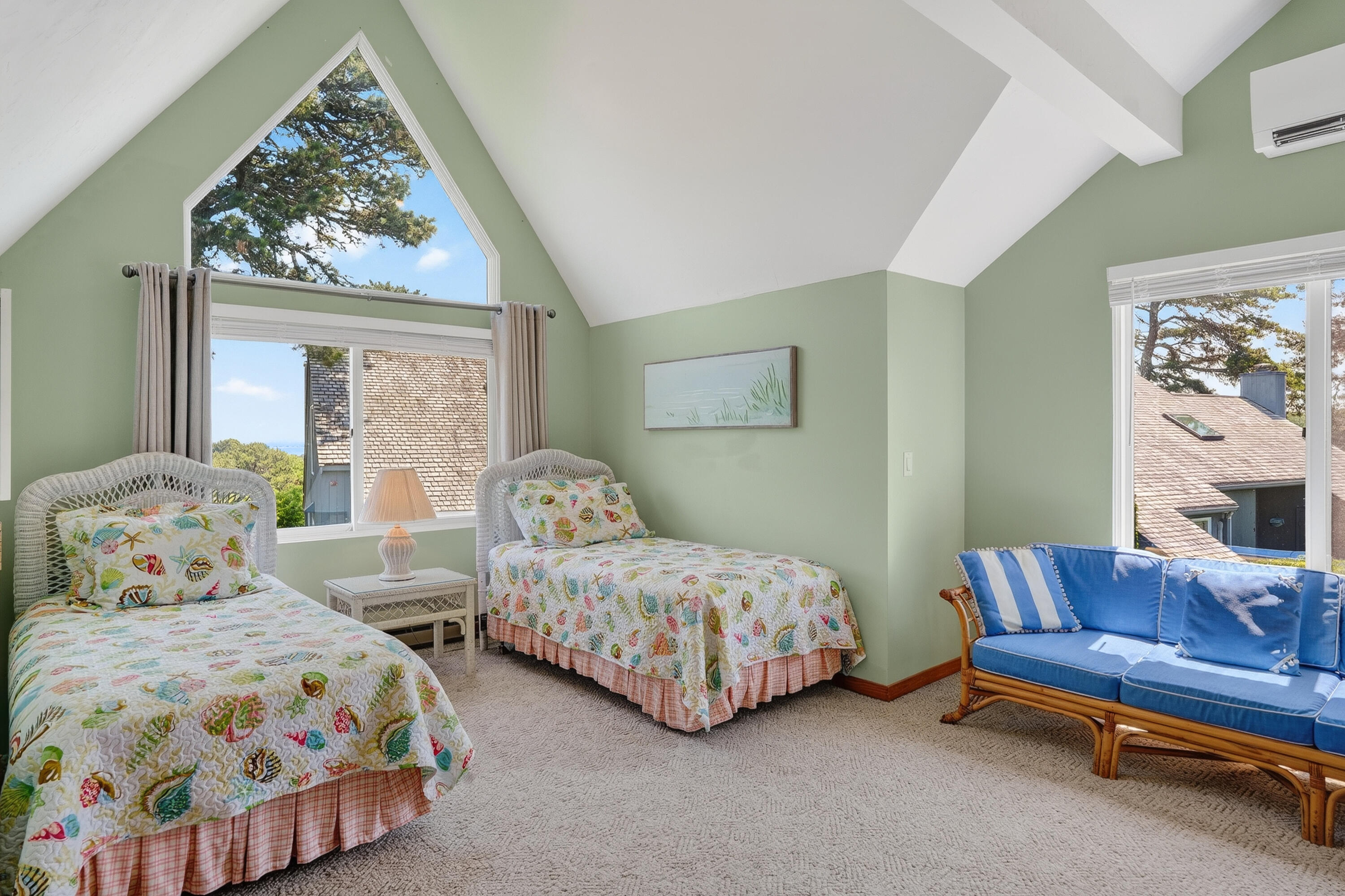 40 Hidden Cove Road Oak Bluffs MA 02557