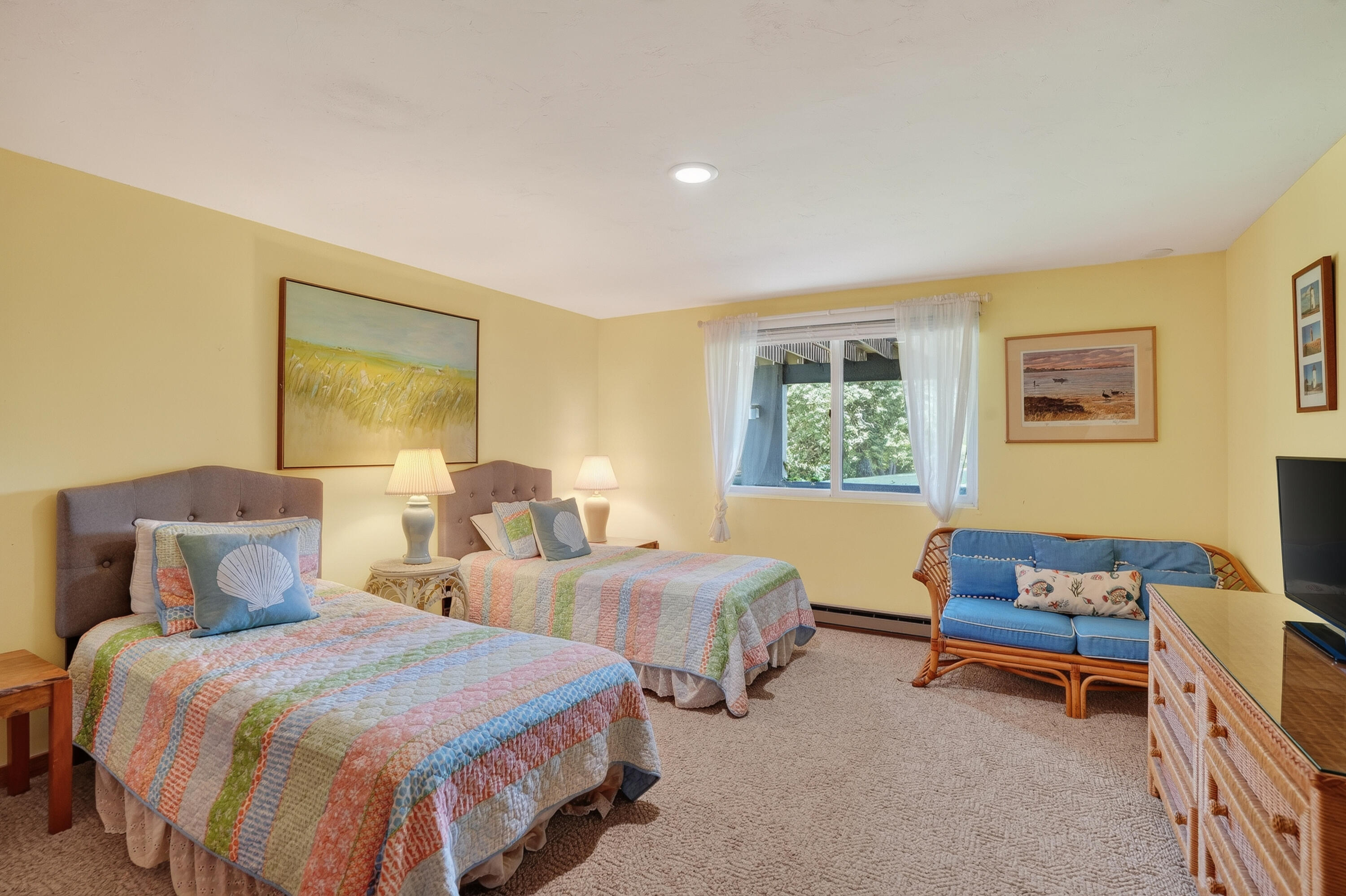 40 Hidden Cove Road Oak Bluffs MA 02557