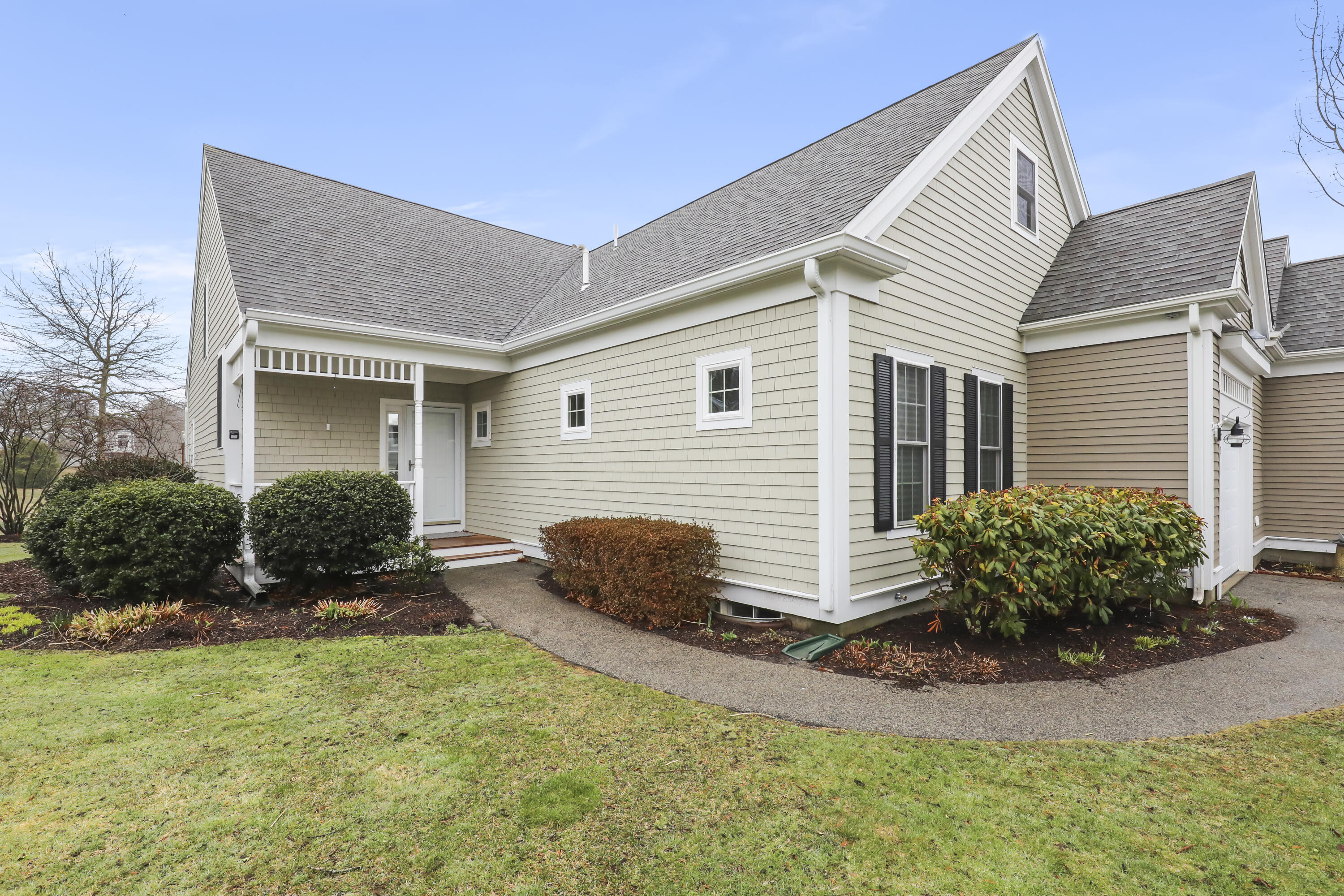 2 Amberwood Court, Unit 2, Bourne MA