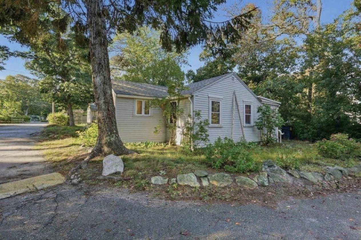 262 Old Wharf Road Dennis Port MA 02639