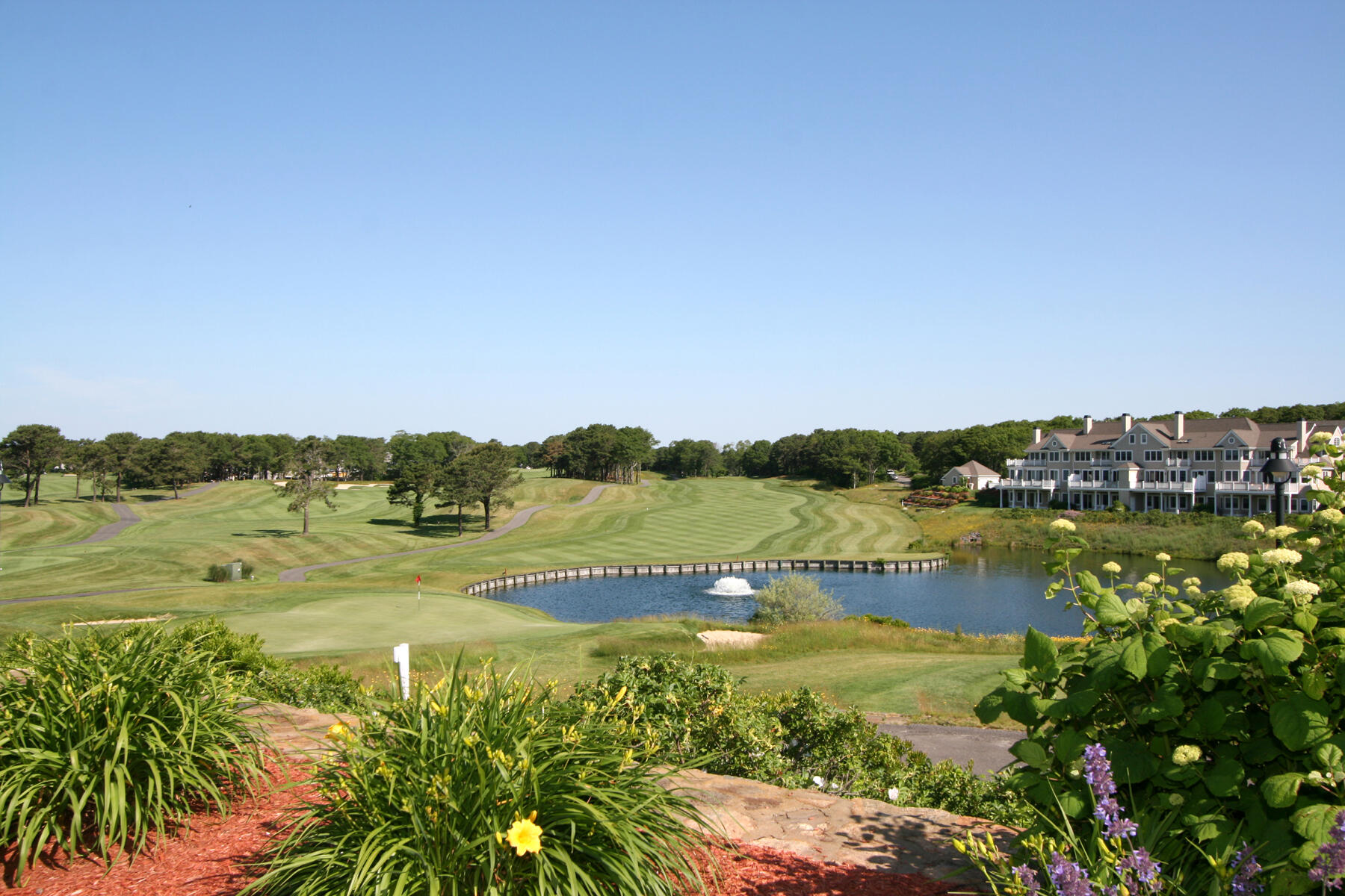 68 Mid-iron Way Mashpee MA 02649