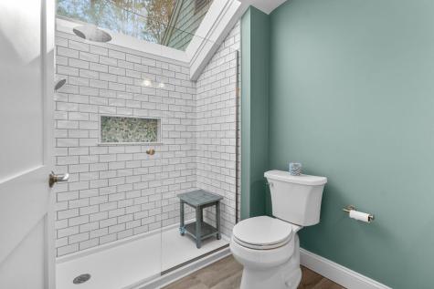 22 Mid Iron Way Mashpee MA 02649