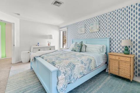 22 Mid Iron Way Mashpee MA 02649