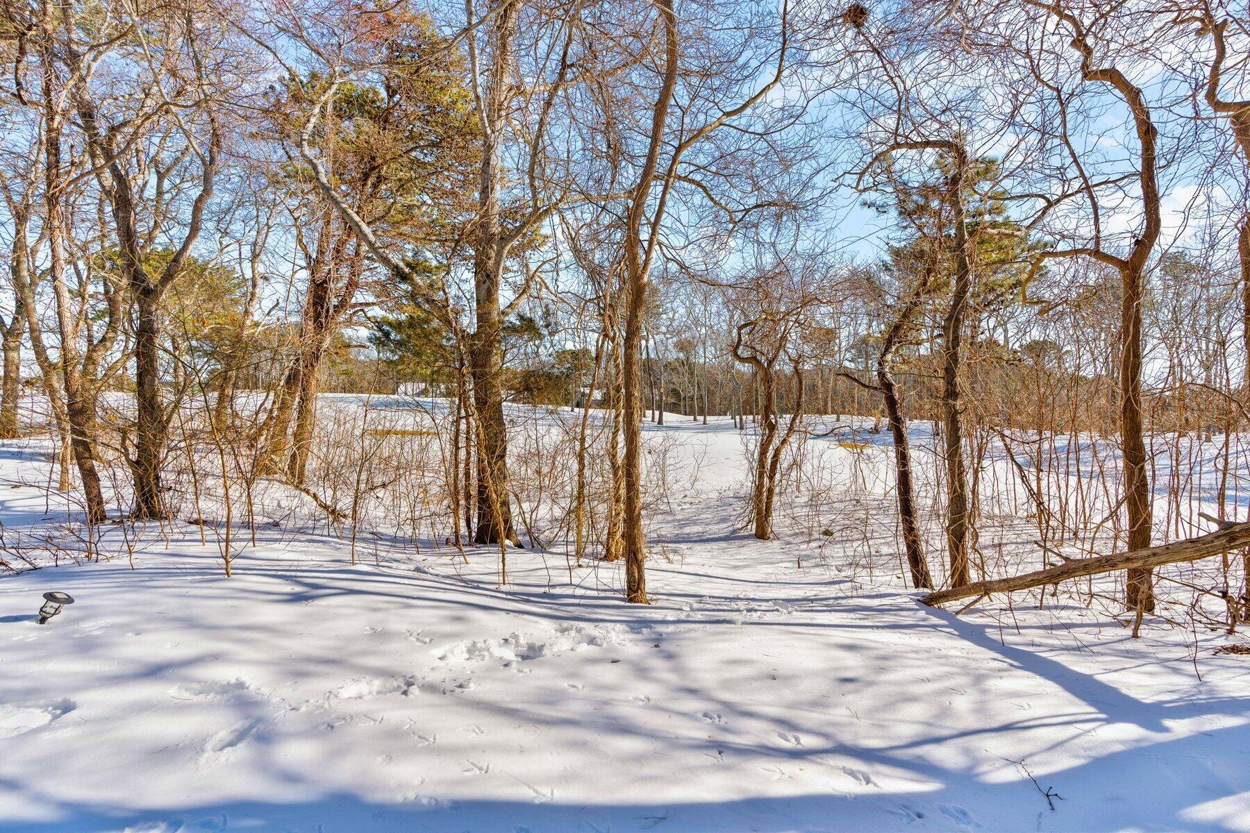 22 Mid Iron Way Mashpee MA 02649