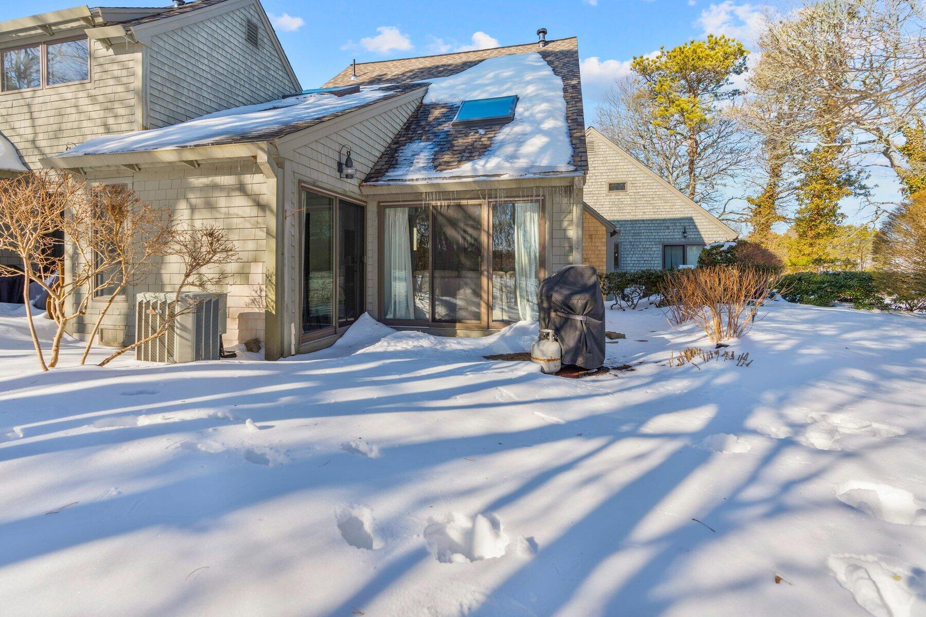 22 Mid Iron Way Mashpee MA 02649