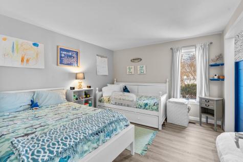 22 Mid Iron Way Mashpee MA 02649