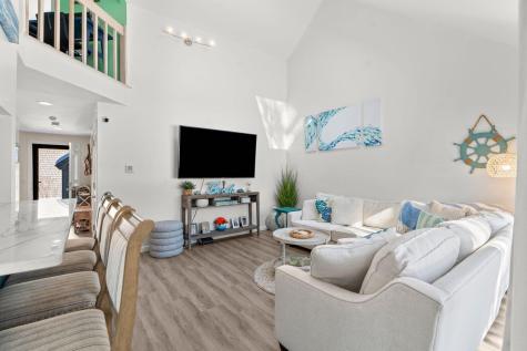 22 Mid Iron Way Mashpee MA 02649