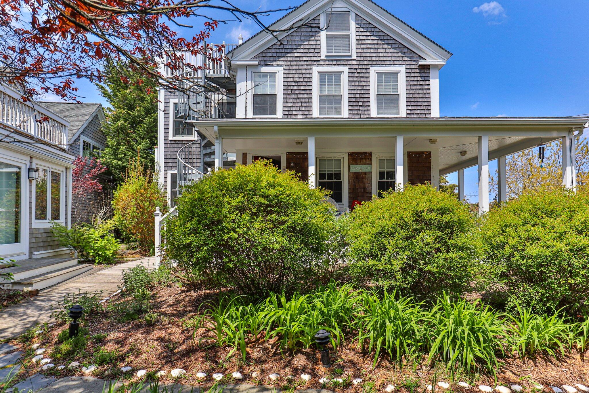 30 Alden Street Provincetown MA 02657