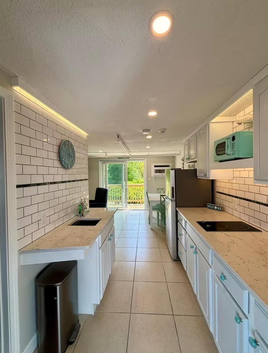 141 Main Street West Dennis MA 02670