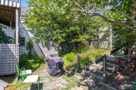 4 Highland Road Truro MA 02652